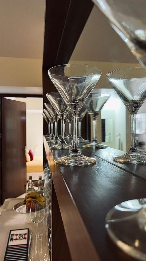Luho Grande Bed & Breakfast บังกาลอร์ ภายนอก รูปภาพ