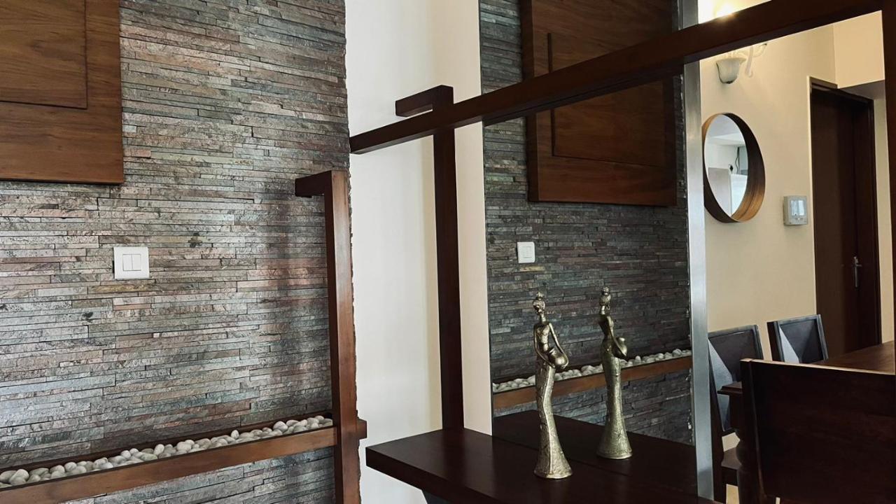 Luho Grande Bed & Breakfast บังกาลอร์ ภายนอก รูปภาพ