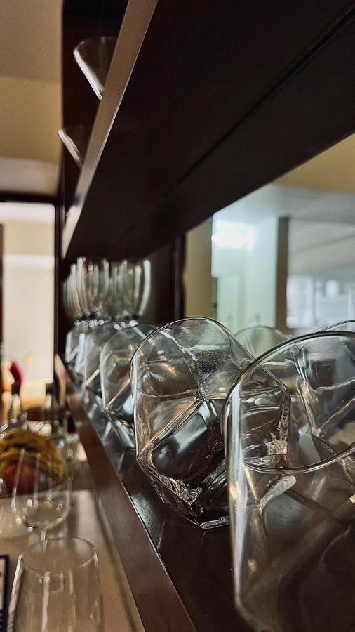 Luho Grande Bed & Breakfast บังกาลอร์ ภายนอก รูปภาพ